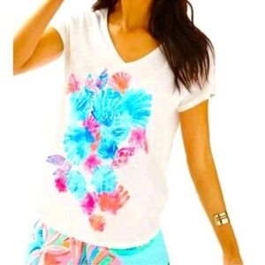 Lilly Pulitzer V-Neck Colie Top Graphic Tee Multi Shellabrate Summer size medium